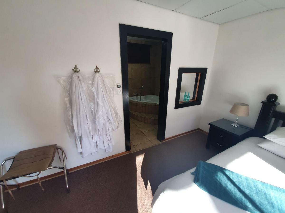 Leach Lodge Kuruman Eksteriør billede