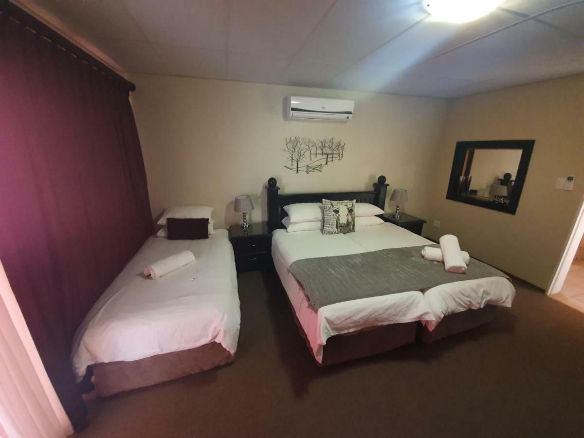 Leach Lodge Kuruman Eksteriør billede