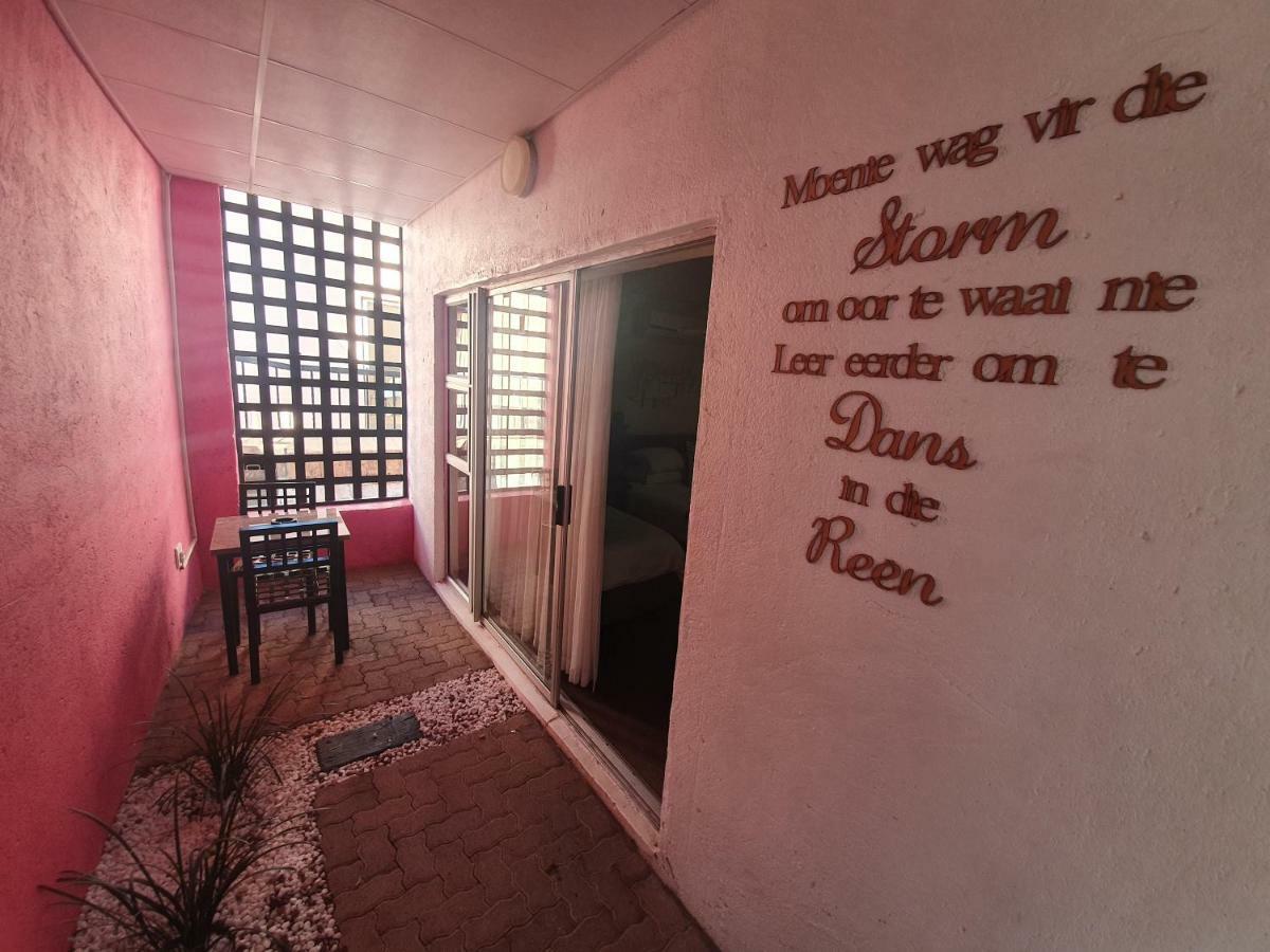 Leach Lodge Kuruman Eksteriør billede