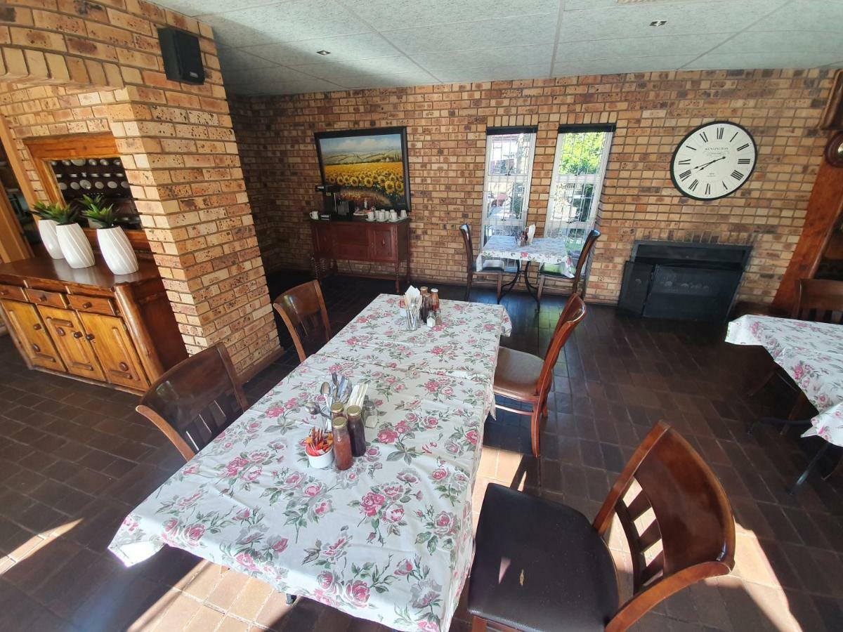 Leach Lodge Kuruman Eksteriør billede